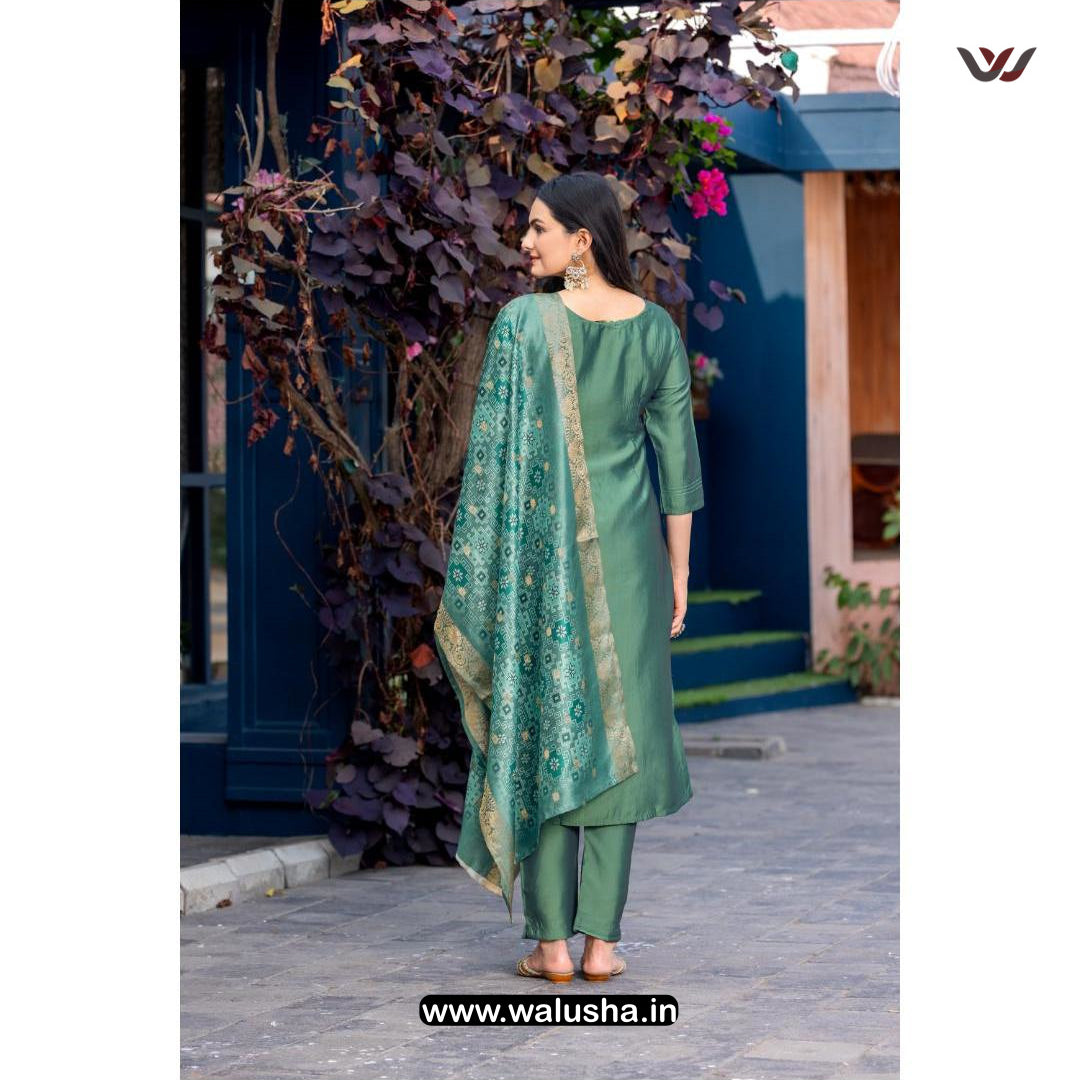 Turkish Green Embroidery Kurti With Jacquard Dupatta And Pant